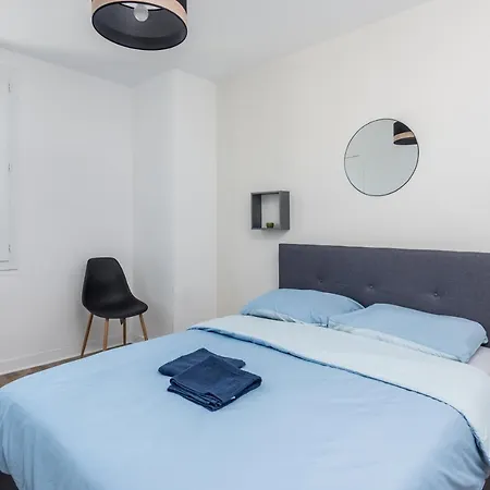 L E Saint Avec Salle De Sport Apartment
